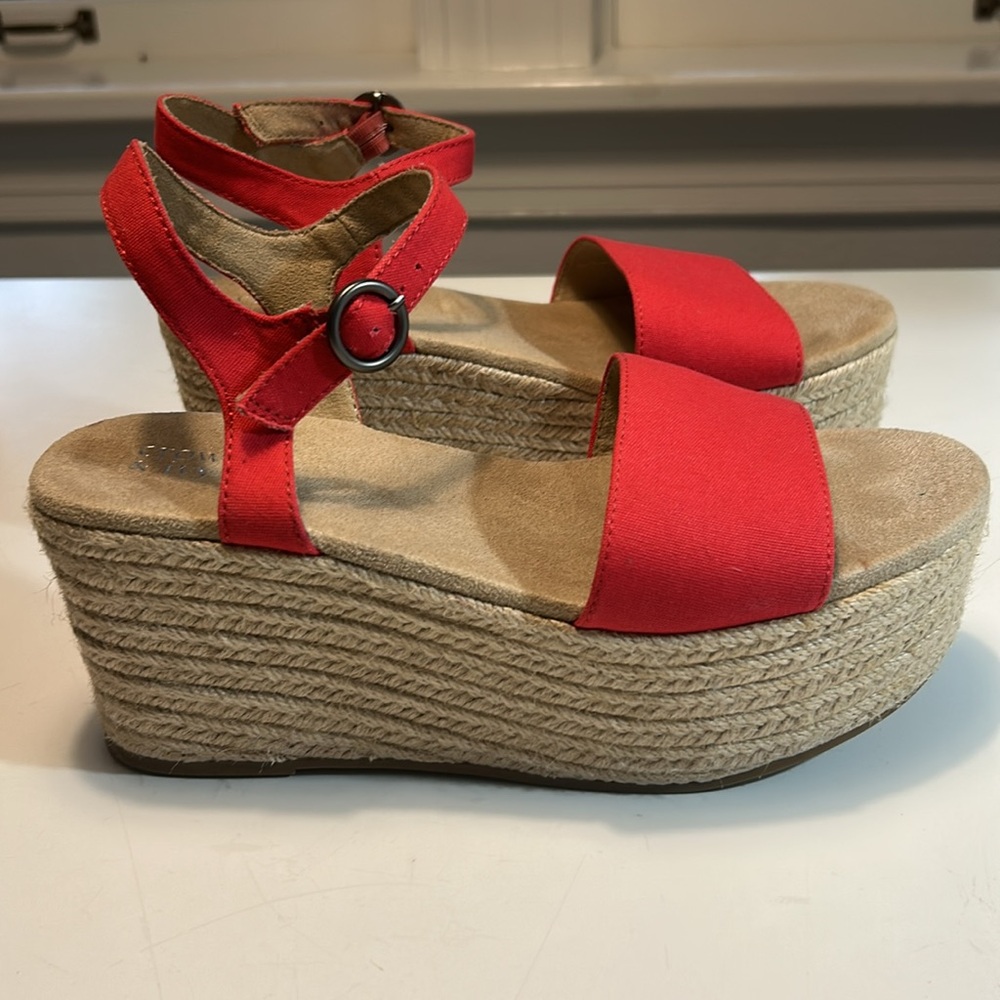 Crown and Ivy red platform sandals